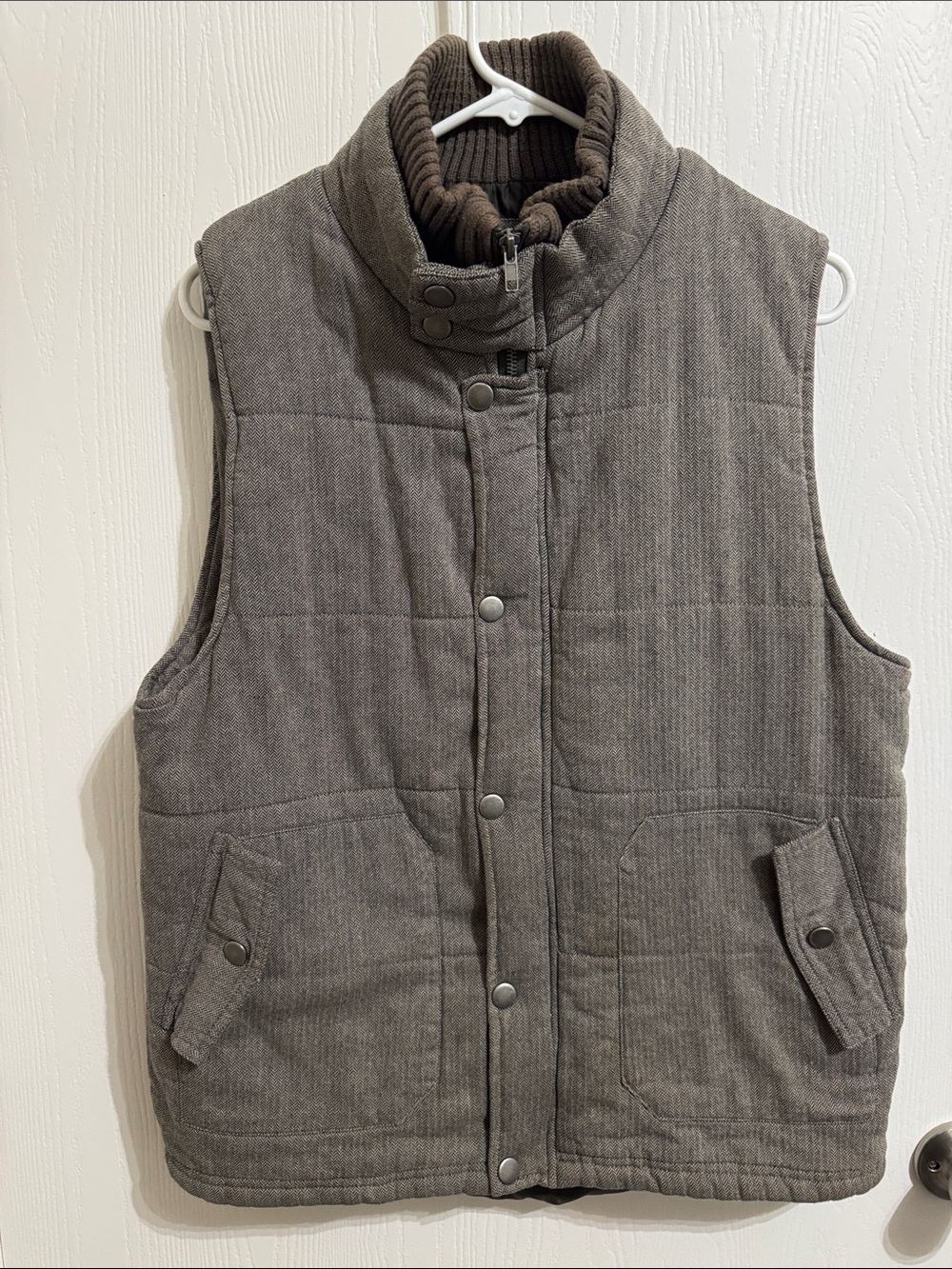 Heritage 1981 Men’s Quilted Taupe Utility Cotton Vest Large High Mock Collar
